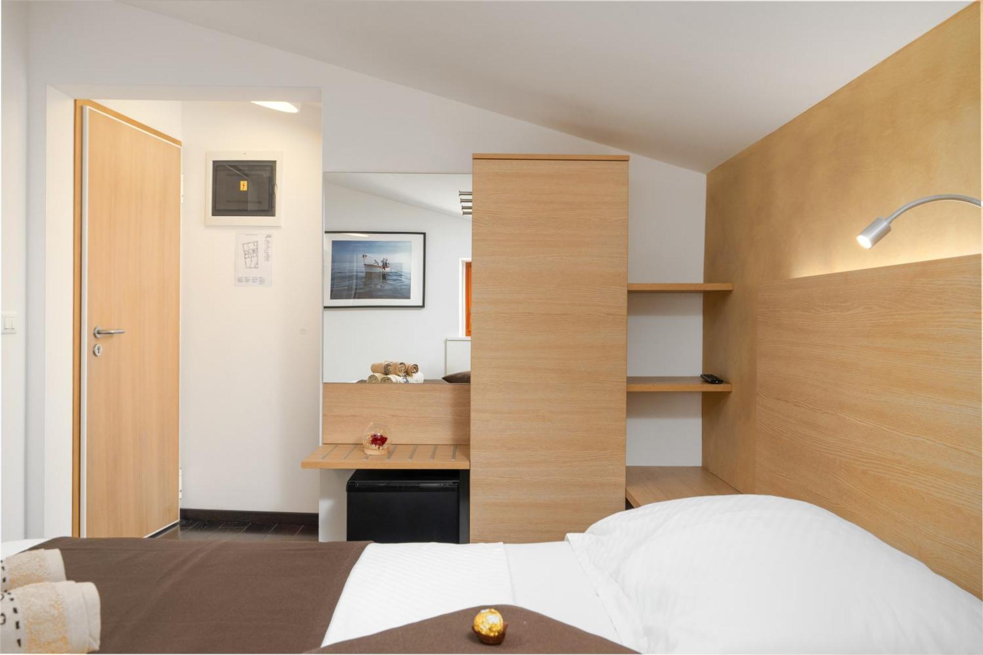 Boutique Wrungel Hotel Vrsar Exterior photo