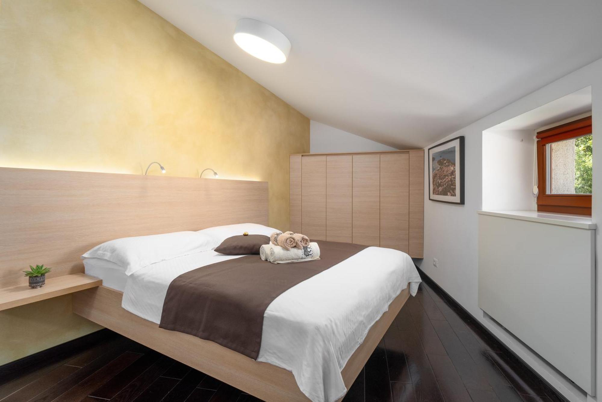 Boutique Wrungel Hotel Vrsar Exterior photo